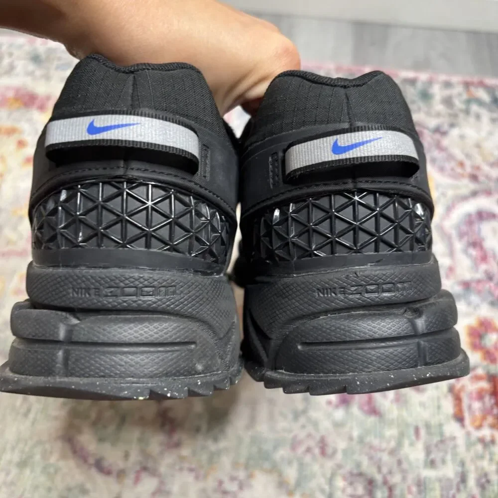 Nike Zoom Vomero Roam Black Blue Winterized